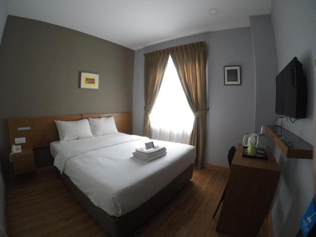 Golden Leaf Boutique Hotel Nusa Idaman Formerly Known As Ariana Hotel ยะโฮร์บาห์รู ภายนอก รูปภาพ