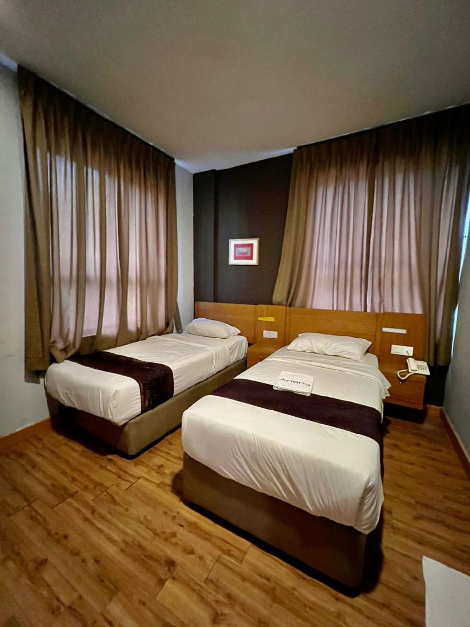 Golden Leaf Boutique Hotel Nusa Idaman Formerly Known As Ariana Hotel ยะโฮร์บาห์รู ภายนอก รูปภาพ