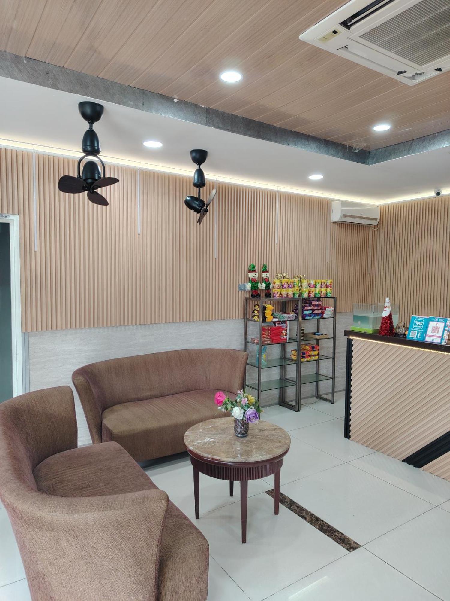 Golden Leaf Boutique Hotel Nusa Idaman Formerly Known As Ariana Hotel ยะโฮร์บาห์รู ภายนอก รูปภาพ