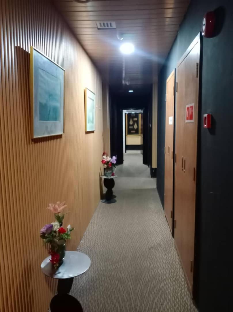 Golden Leaf Boutique Hotel Nusa Idaman Formerly Known As Ariana Hotel ยะโฮร์บาห์รู ภายนอก รูปภาพ