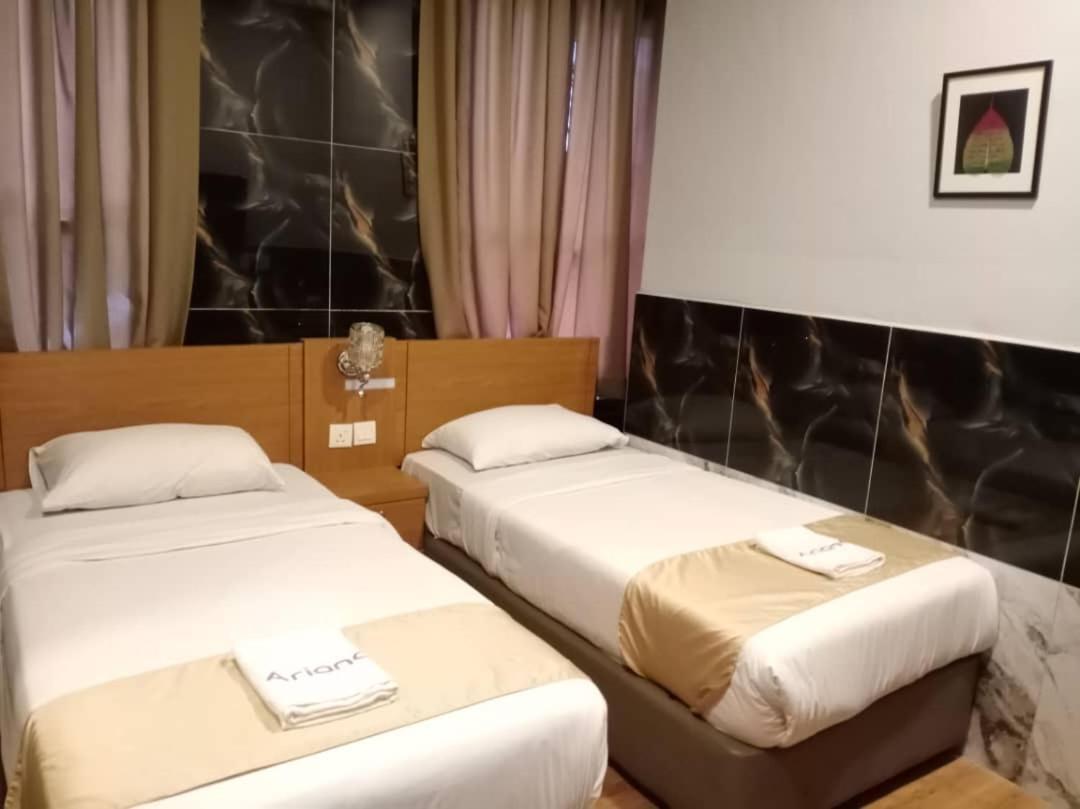 Golden Leaf Boutique Hotel Nusa Idaman Formerly Known As Ariana Hotel ยะโฮร์บาห์รู ภายนอก รูปภาพ